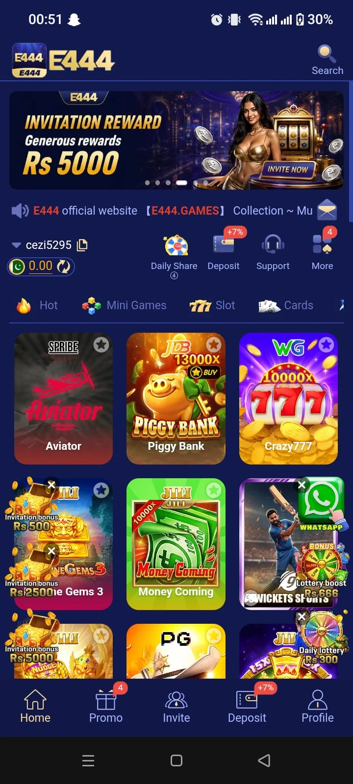 E444 Game APK home screen showing the invitation reward banner and Hot, Mini Games, Slot and Cards tabs